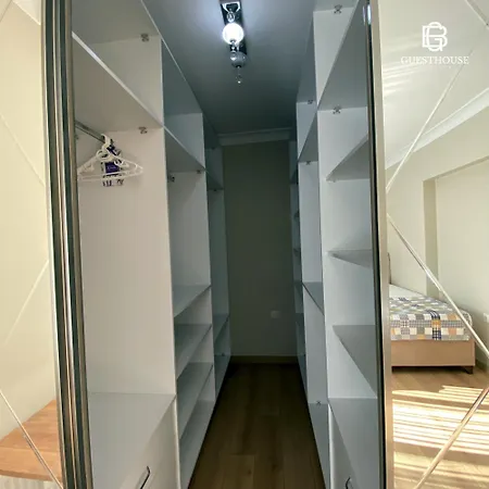 Double With Bathroom And Breakfast Guest house Etimesut