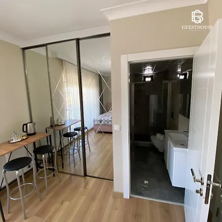 Double With Bathroom And Breakfast Guest house