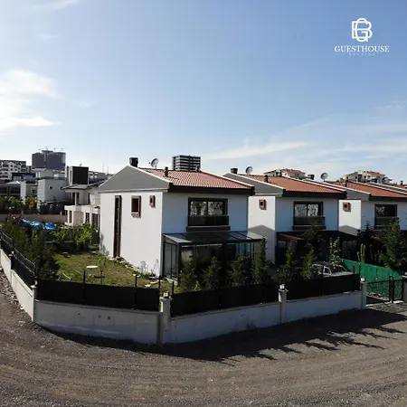 Double With Bathroom And Breakfast Guest house